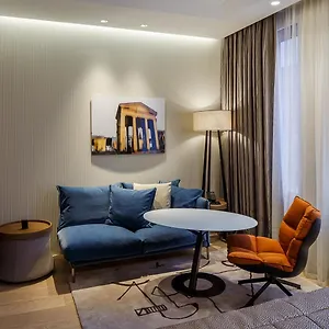 **** Otel Cavour İtalya